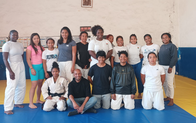 la-sophrologie-le-nouveau-pilier-de-preparation-des-judokas-malagasy-pour-lexcellence-sportive