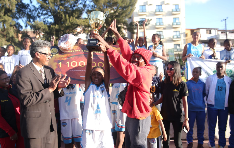 lucadro-analamanga-sacre-championne-pour-le-championnat-national-u14-filles-a-antananarivo-2023